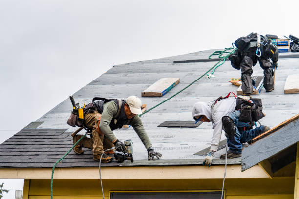 Professional Gutter Installation technician working in Walnut Creek, OH
